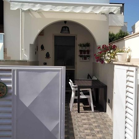 Ferienwohnung Acquario Lido Marini Exterior foto